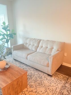 Light Gray Tufted Fabric Sofa