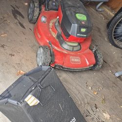 Toro 60V Mower + Trimmer + (2) 6.0Ah Batteries & Charger