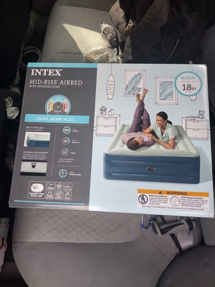 BRAND NEW INTEX MID RISE AIR MATTRESS