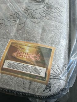 Full size mattress