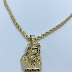 14k Gold Jesus Pendant W Rope 