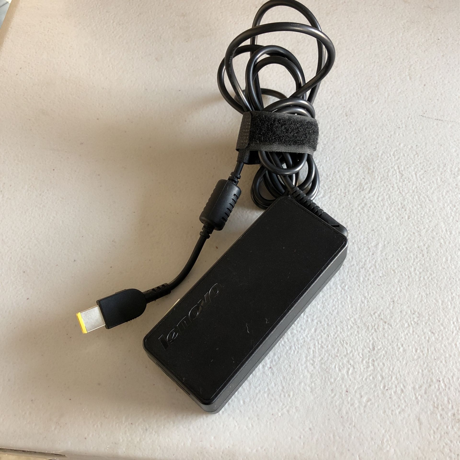 Laptop Power Adapter