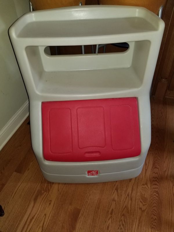 Step 2 Toy Box Book Shelf Storage Chest For Sale In Chicago Il