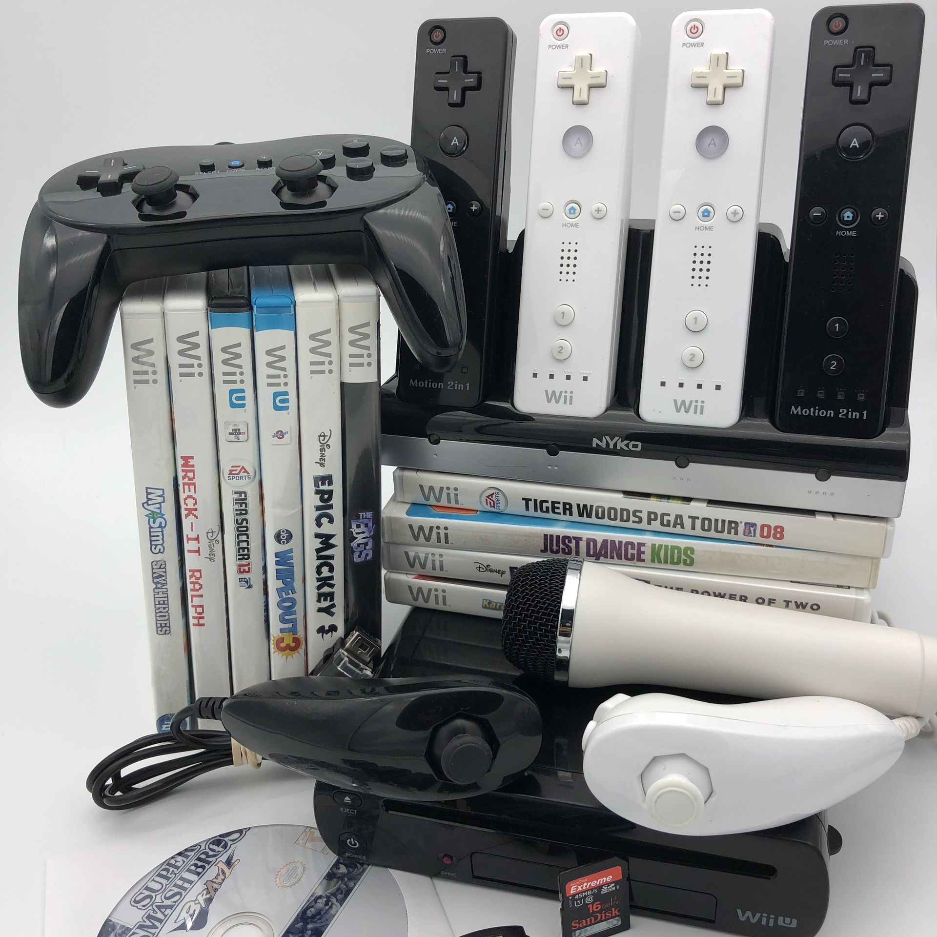 Nintendo Wii U Deluxe Bundle Set Lot