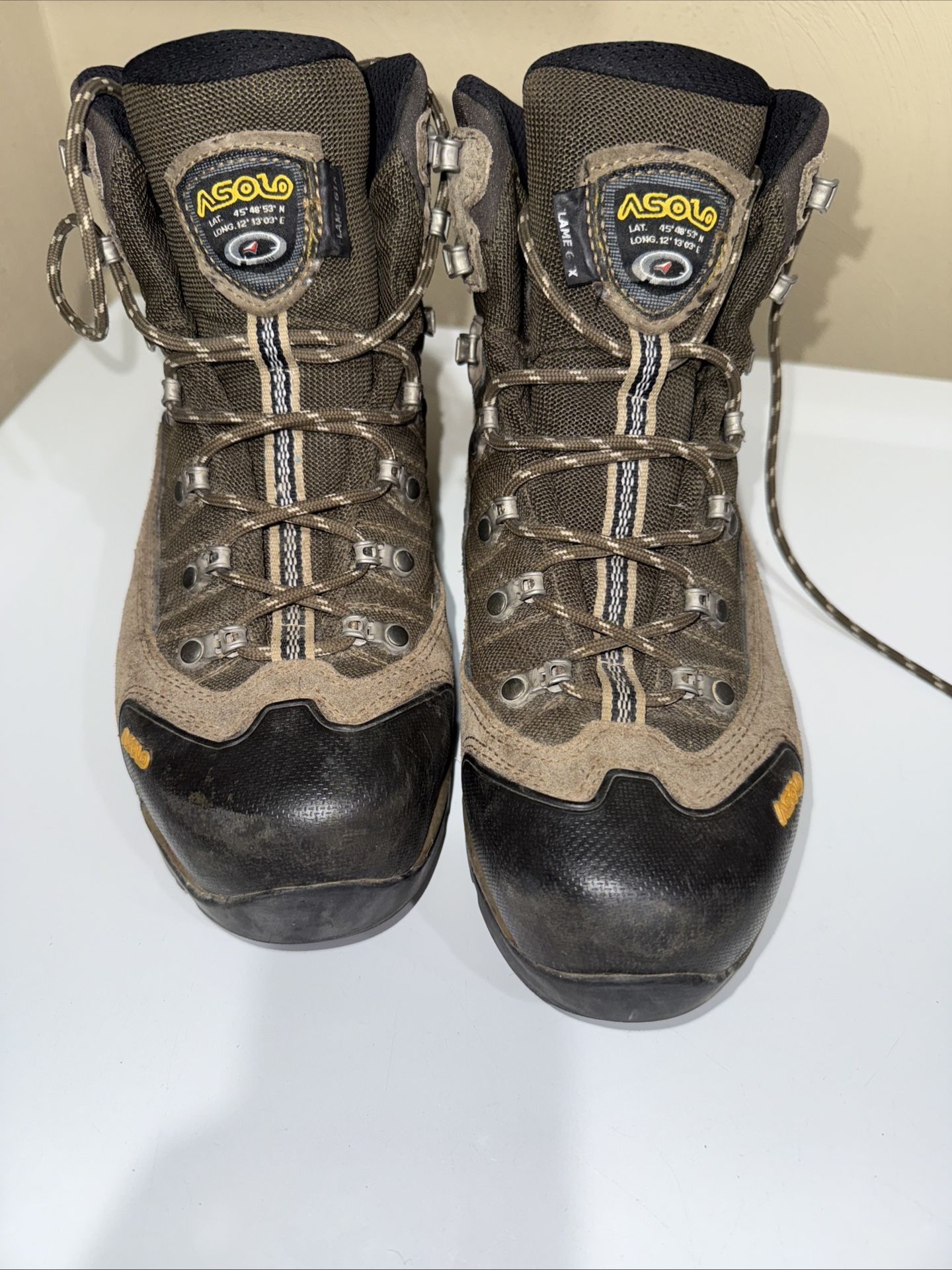 Solo Hiking Boots Men’s Size 9 1/2