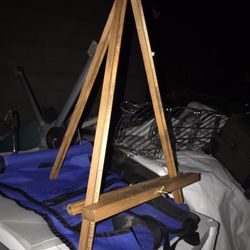 Table Top Easel Only $15