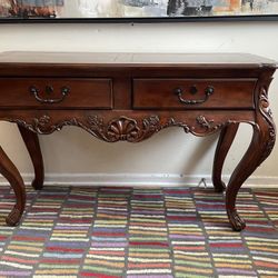 Hekman Furniture Chippendale Style Two Drawer Cherrywood Console/Sofa Table
