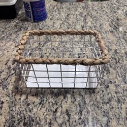 White Wire Storage Basket w/ Woven Rope Rim – Organizer Bin (8.5x5x4.5)