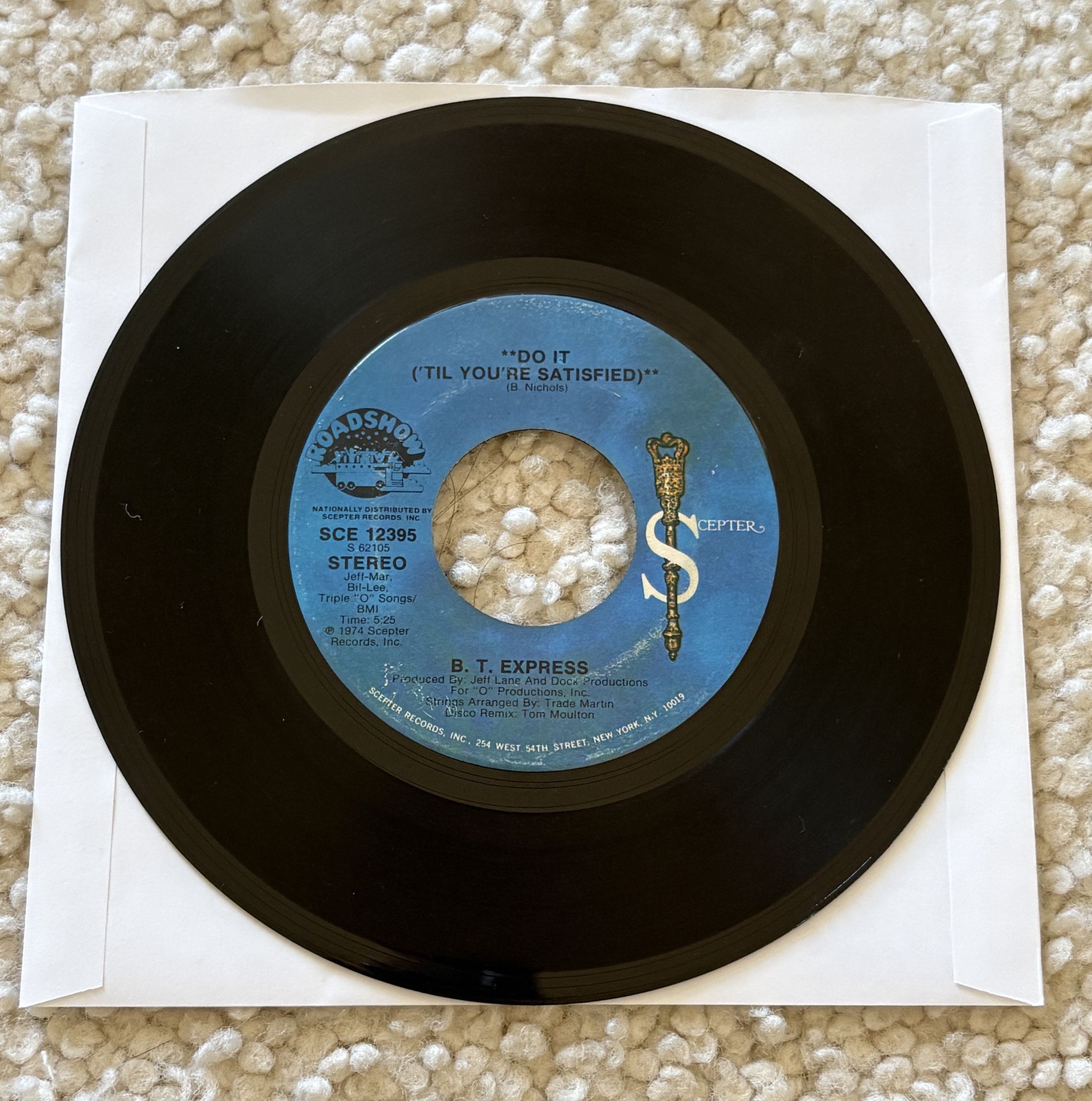 B.T. Express “Do It (‘Til You’re Satisfied)” Vinyl 7” Single 1974 Scepter Records Beautiful Glossy Vinyl Funk Disco.