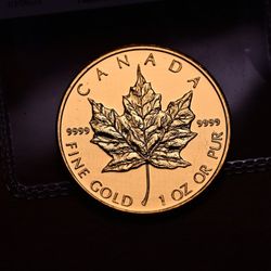 1oz Gold Canadian Maple Leaf