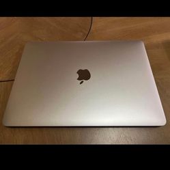 Macbook Pro 13”3 2022 