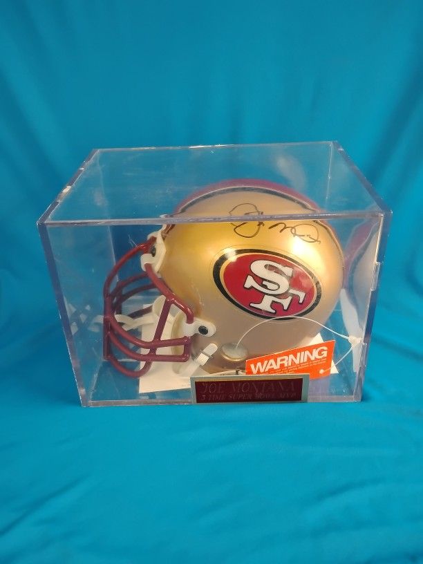 Rare Old Guarantee Of Authenticity Signed Joe Montana - San Francisco 49ers 3 5/8 Helmet / Case Rare Old Guarantee Of Authenticity Signed Joe Montana - San Francisco 49ers 3 5/8 Helmet / Case