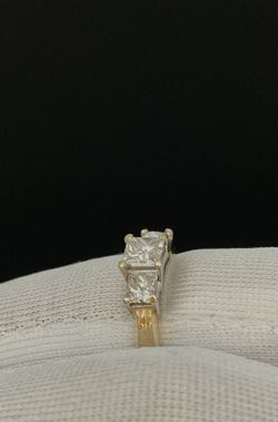 GOLD DIAMOND RING #35802