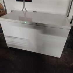 Freeze BY Frigidaire 