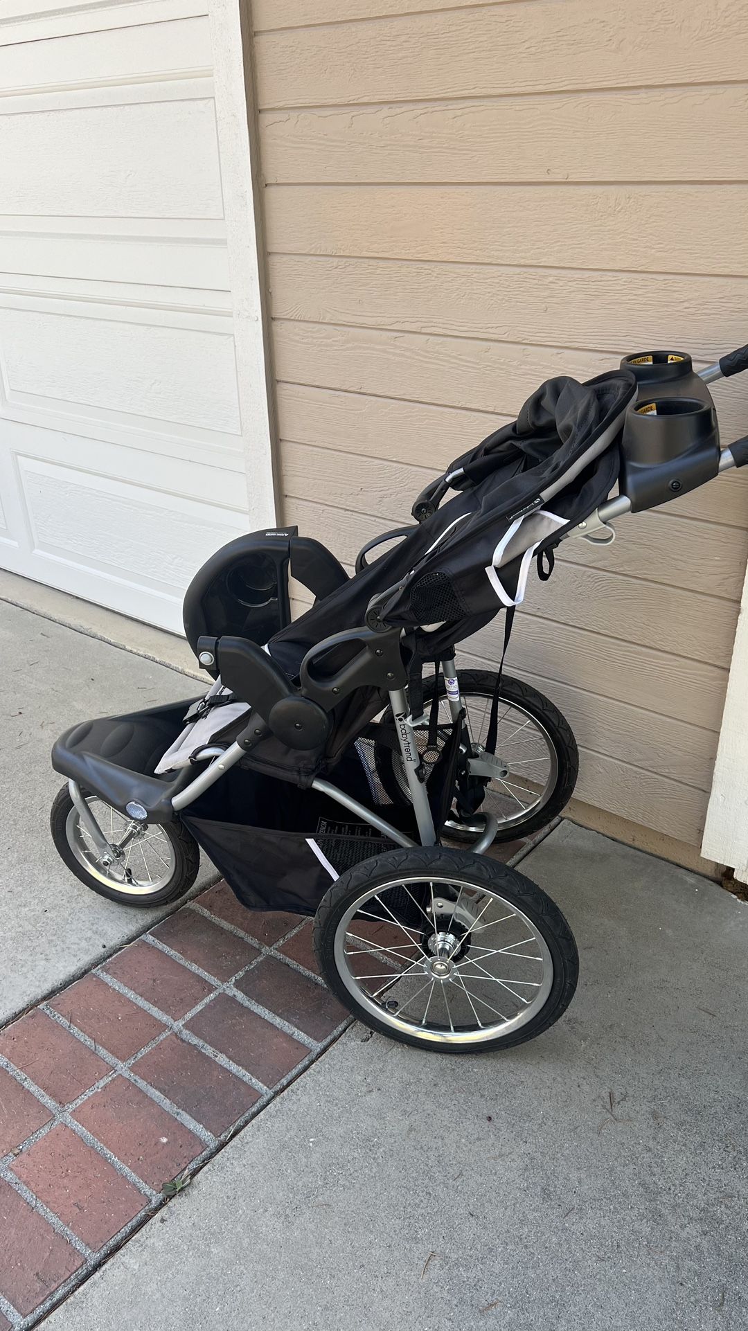 Baby Trend Expedition Jogging Stroller