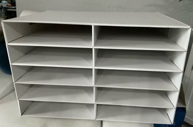 Classroom keepers , construction paper Size 27 1/8 x 18 7/8 x 17 1/8