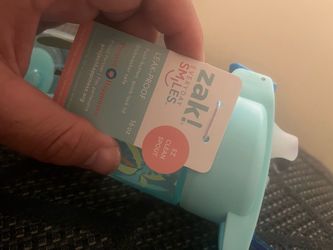 Zaki Everyday Smiles 16 oz Leak-Proof Water Bottle