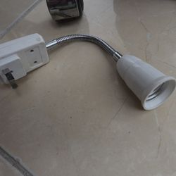 Flexible Gooseneck Lamp Socket with Plug & Switch - Adjustable Lighting Solution

