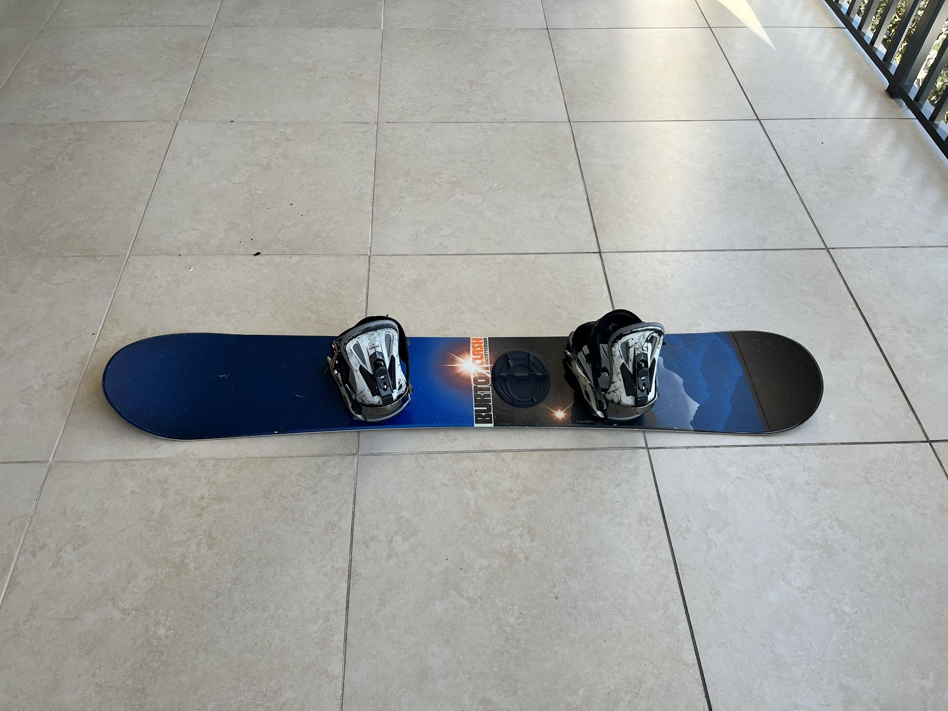 BURTON Complete Snowboard Package: Boots Board Bindings Bag Helmet Gortex Gloves