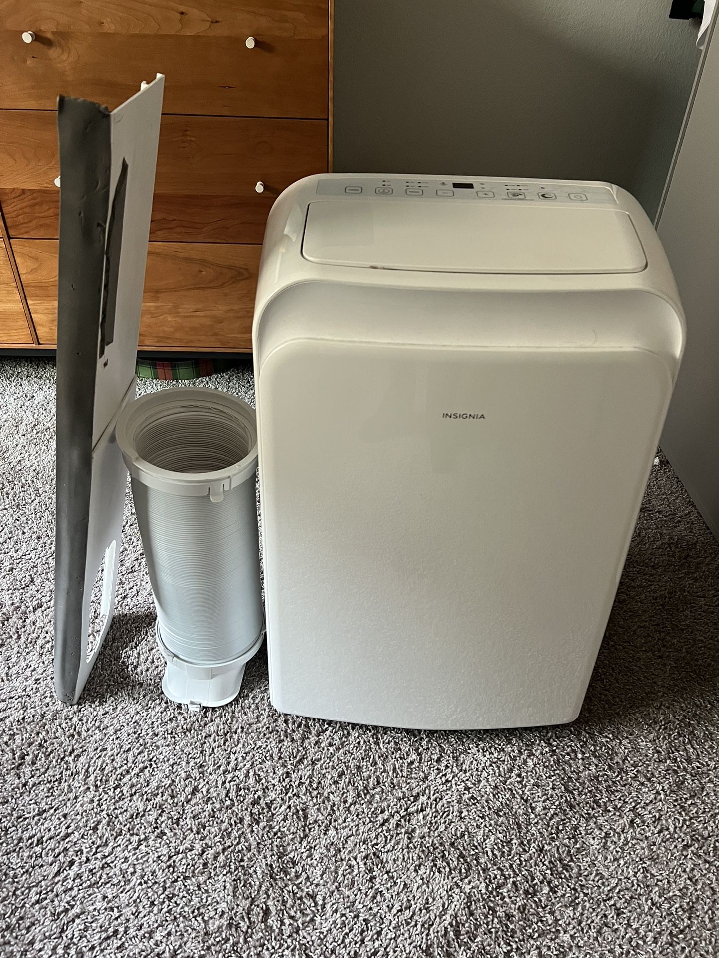 Insignia AC Unit