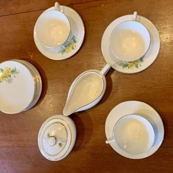 VTG Edwin Knowles"Sunlight"  flower Cream And Sugar, Plates, Tea Cups Set Of 10