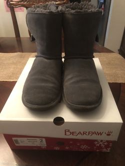 Girls Size 2 grey boots