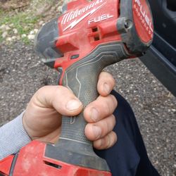 Milwaukee Impact Wrench 