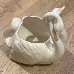 VINTAGE CERAMICS FIGURINES 