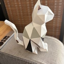 Geometric Cat