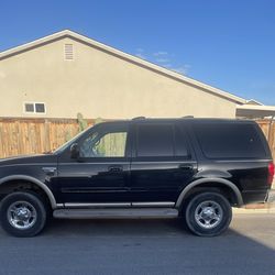 Expedition  $3,000  - PINK SLIP ON HAND