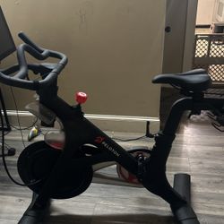 Peloton Bike