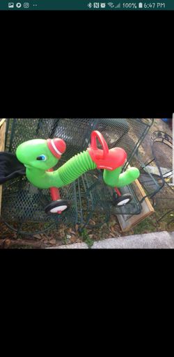 Worm car