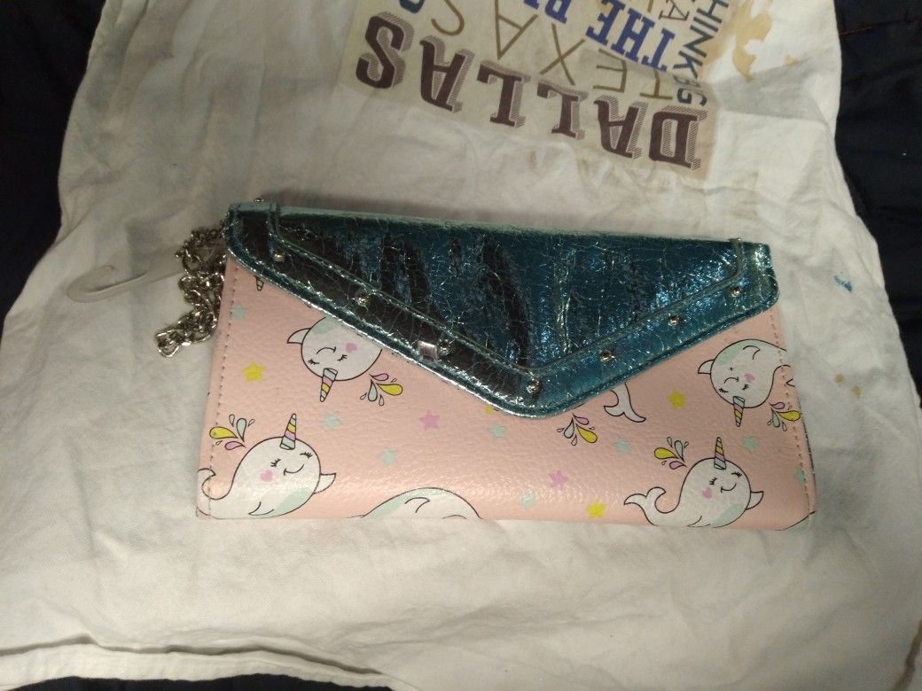 BRAND NEW UNICORN WHALE WALLETT.TAG ON IT.
