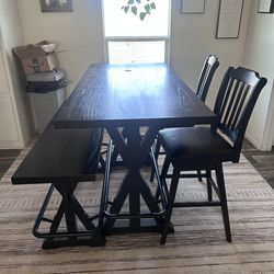 Dining room table