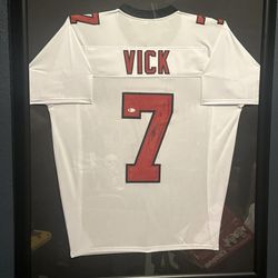 Framed Michael Vick Atlanta falcons Jersey