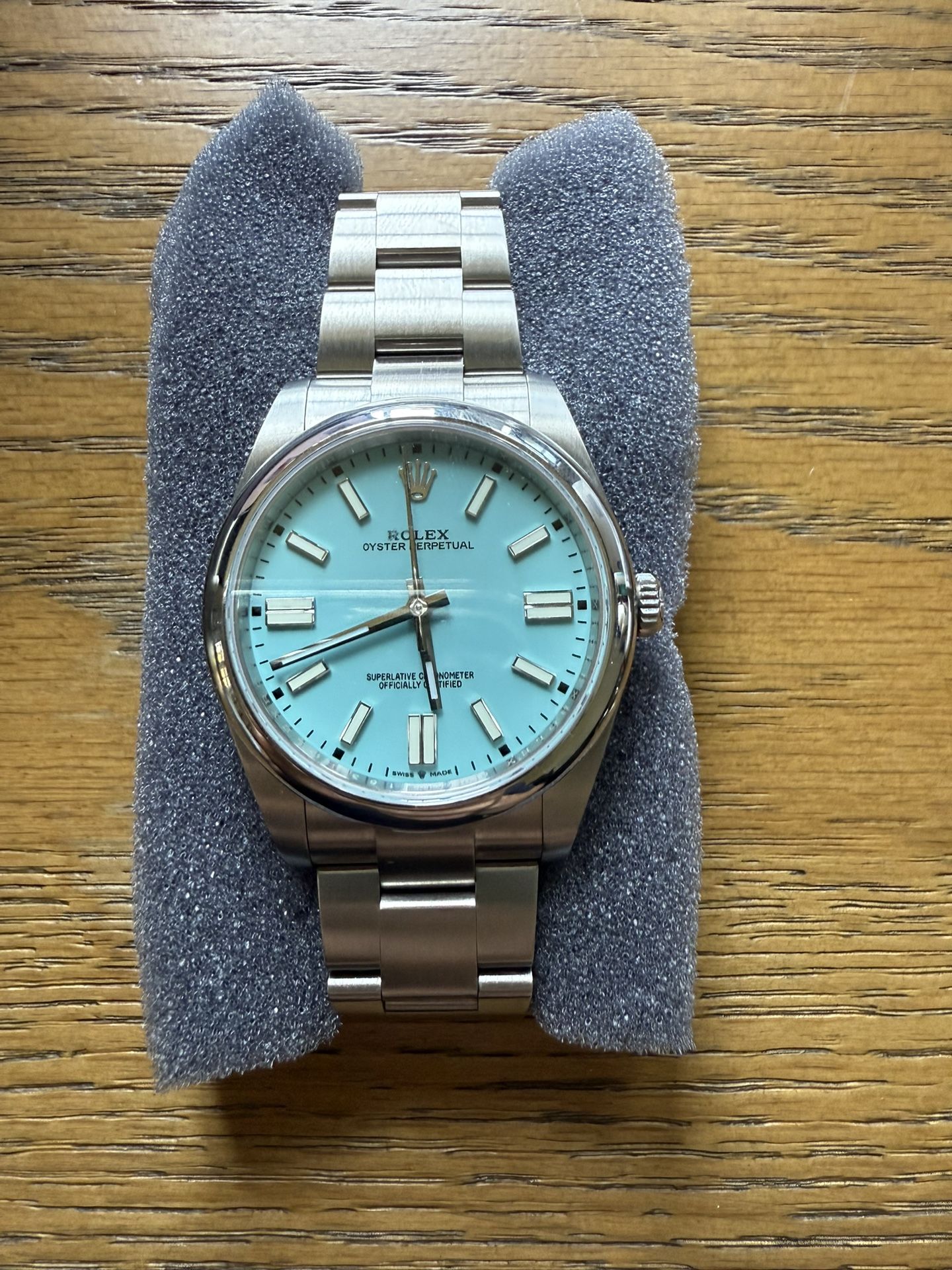 Rolex Oyster Perpetual 41 Am Turquoise Dial on Oyster Ref 124300 Serial No. 80K1J153