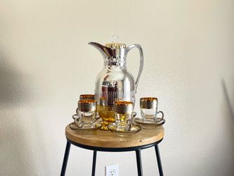 Tea cups