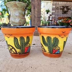 Small Size Talavera Siesta Man Clay Pots, Planters, Pottery. $45 cada uno