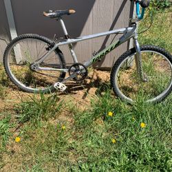 Dirt Jumper 