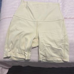 lululemon shorts size small