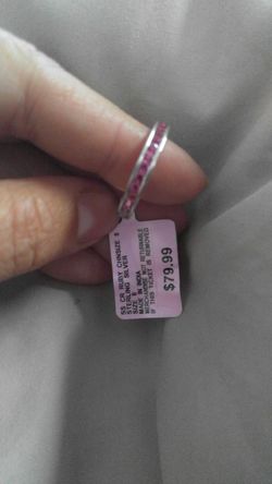 Ruby red / pink ring