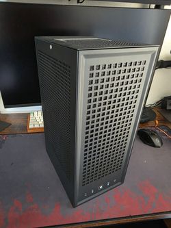 Hyte revolt itx case