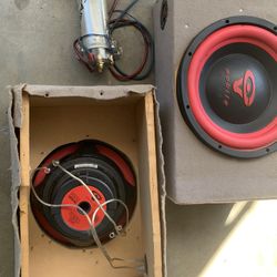 Nice And Good Condition Speakers And Amplifier 
