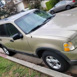2003 Ford Explorer priced to sell ASAP