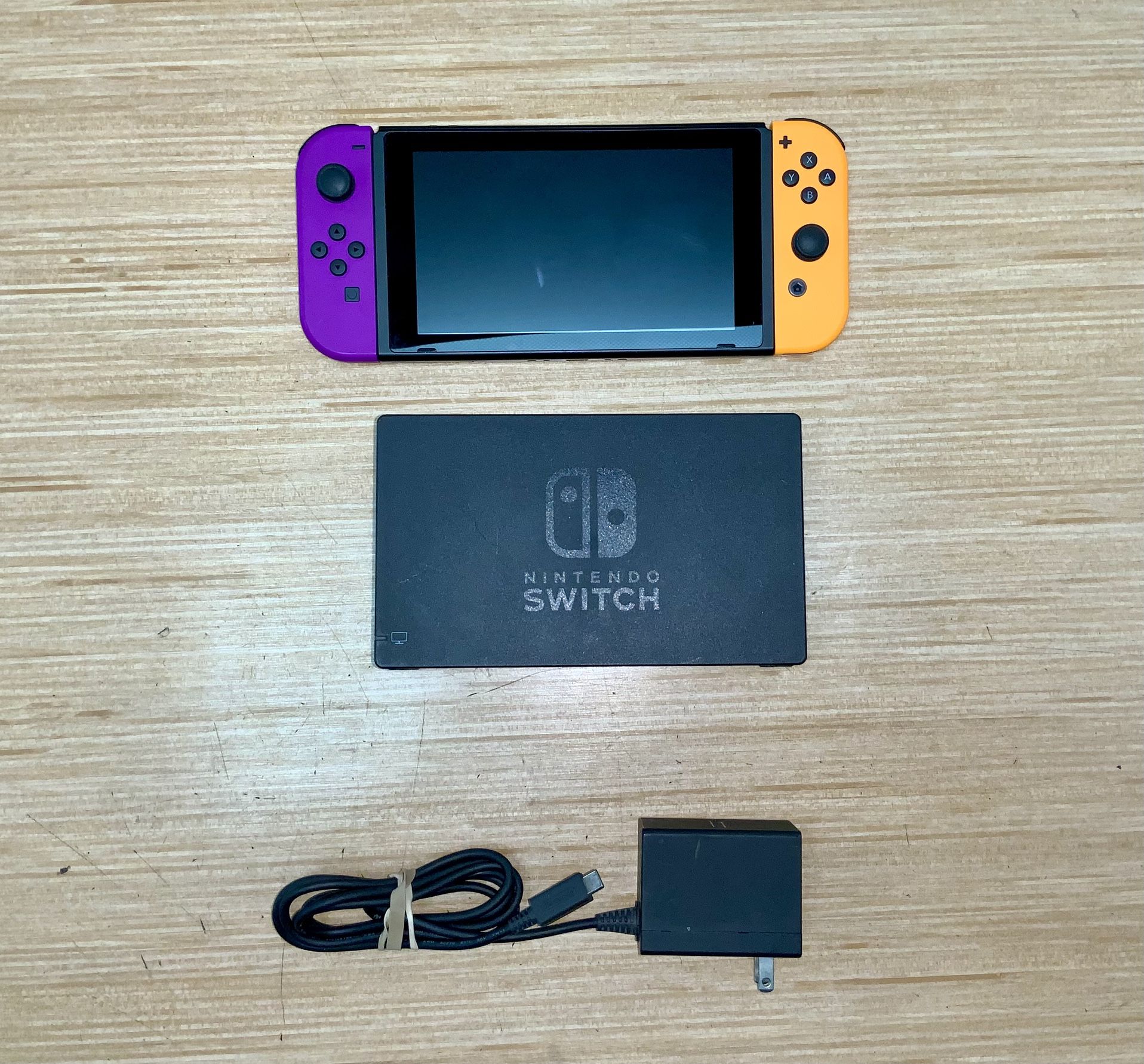 Nintendo Switch W/ Dock, Controllers And Charger