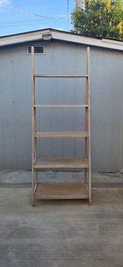 Book shelve