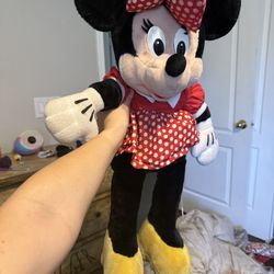 1980’s Minnie Mouse Stuffy 