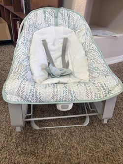 Baby bouncer