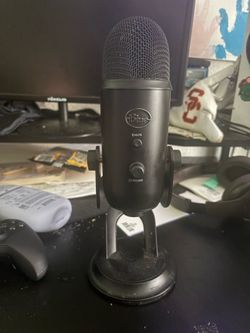 Blue yeti microphone