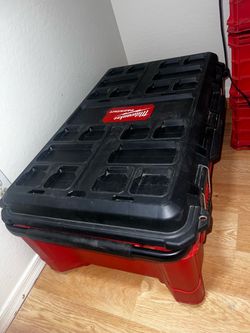 Milwaukee Rolling Tool Chest